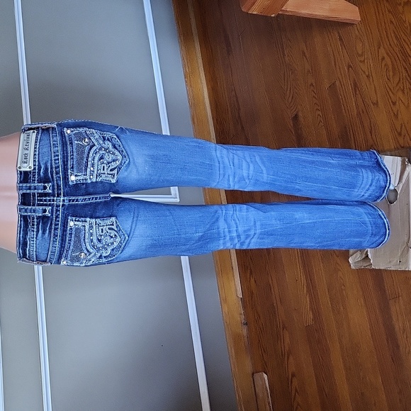 Rock Revival Sundee Bootcut Jeans - Picture 2 of 9